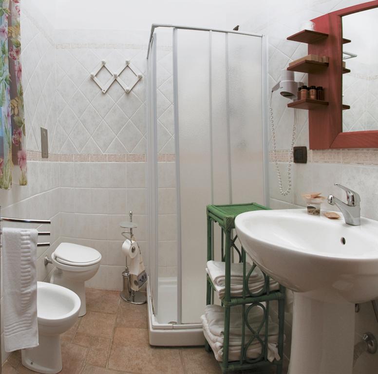 Villaggio Camping Spiaggia Del Riso Villasimius Szoba fotó