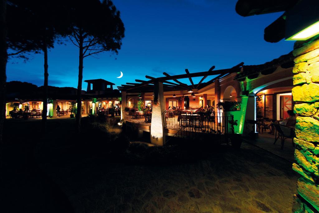 Villaggio Camping Spiaggia Del Riso Villasimius Kültér fotó