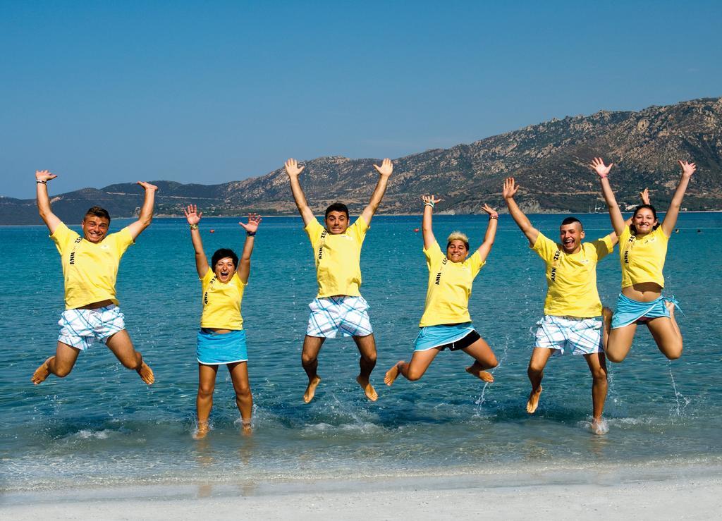 Villaggio Camping Spiaggia Del Riso Villasimius Kültér fotó
