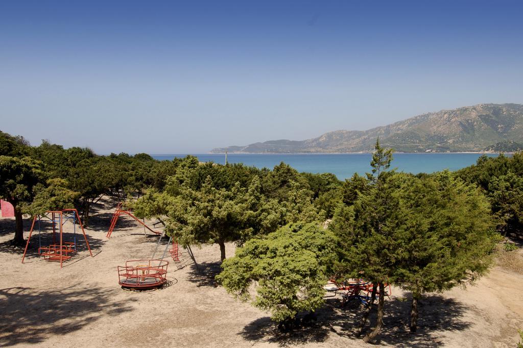 Villaggio Camping Spiaggia Del Riso Villasimius Kültér fotó